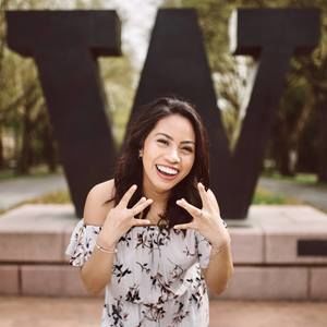 Meet your Posher, Sharon